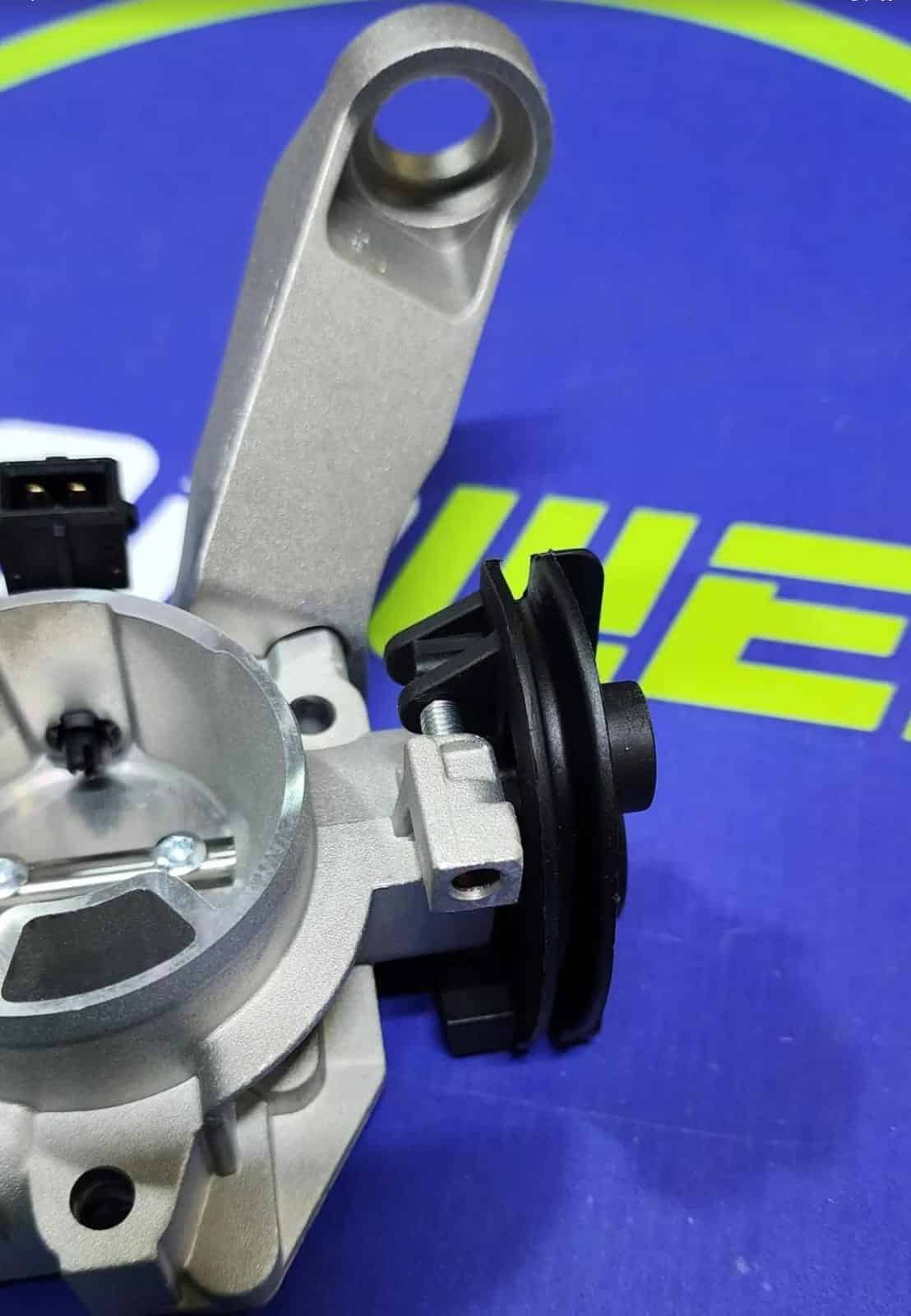 Cuerpo aceleracion renault twingo 8v - Image 7